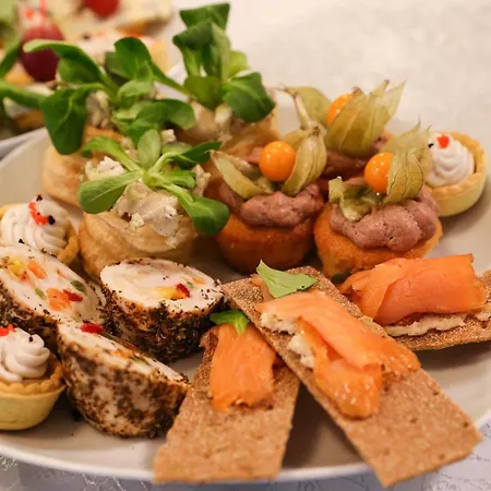 Ξενοδοχείο Articus 4*