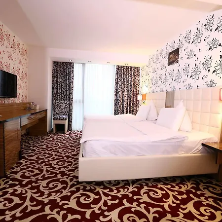 Articus 4* Κραϊόβα